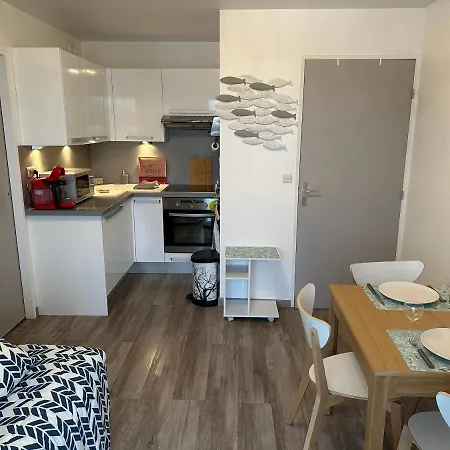 2 Pieces Acces Et Thalasso 꺄부흐